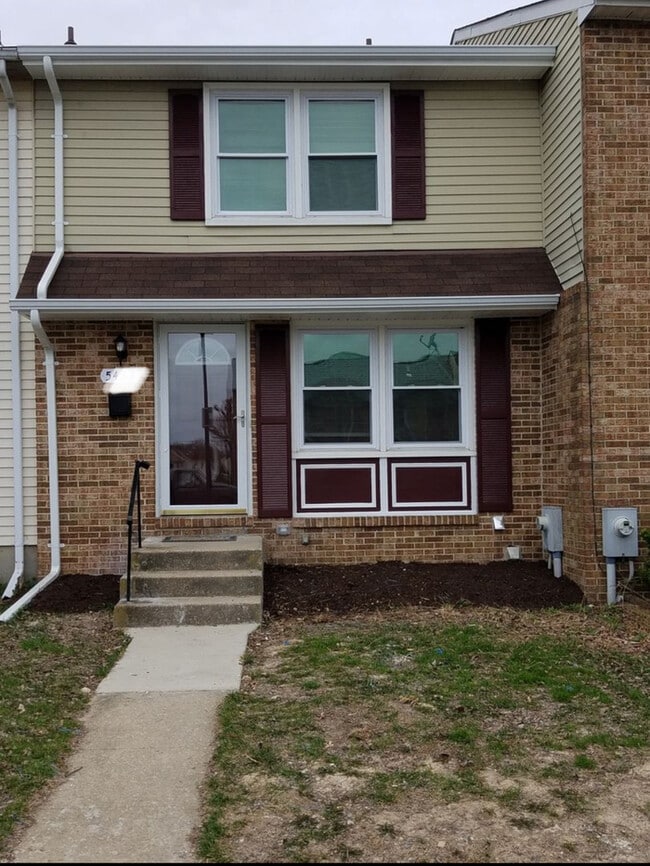 property at 5400 King Arthur Cir