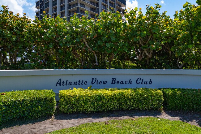 Atlantic View Beach Club in Hutchinson Island, FL - Building Photo - Building Photo