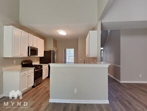 7877 Collinswood Ct in Jonesboro, GA - Building Photo - Building Photo