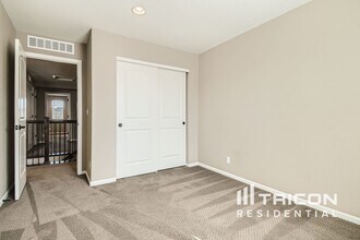7996 E 53rd Dr in Denver, CO - Building Photo - Building Photo