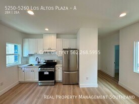 5250-5260 E Los Altos Plaza in Long Beach, CA - Building Photo