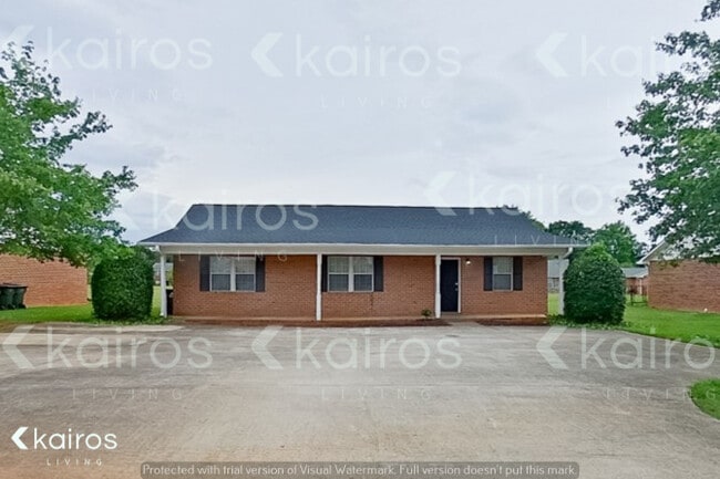 property at 320 Deer Park Dr