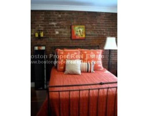 479 Beacon St in Boston, MA - Building Photo