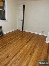 425 Ridge Rd-Unit -L in North Arlington, NJ - Building Photo - Building Photo