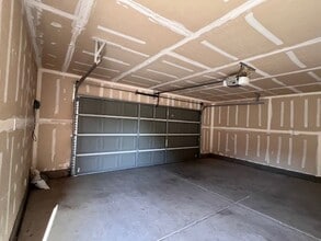 4102 S Kent St in Visalia, CA - Building Photo - Building Photo