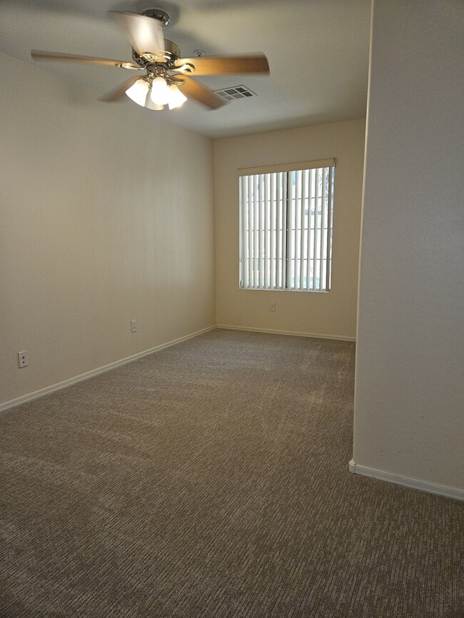 422 N Mahogany Ct in Gilbert, AZ - Building Photo - Building Photo