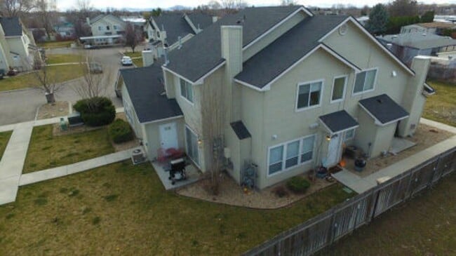 1450 W Bonneville Cir