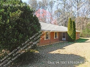 802 Wilson Cir SW in Marietta, GA - Building Photo - Building Photo