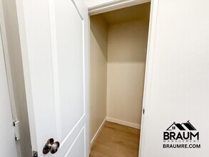 7323 Winnetka Ave in Los Angeles, CA - Building Photo - Building Photo