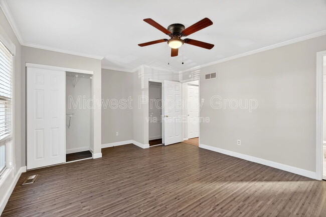 3644 Vago Ln in Florissant, MO - Building Photo - Building Photo