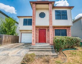 9410 Kenton Hill in San Antonio, TX - Building Photo - Building Photo