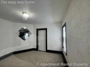 53 Hinckley St in Somerville, MA - Building Photo - Building Photo