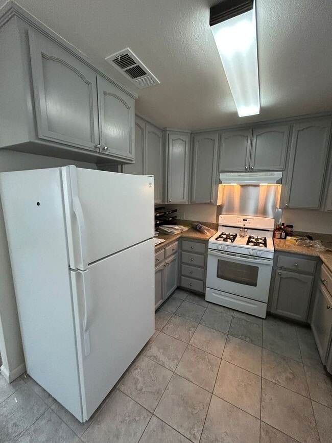 property at 1352 Fitzgerald Ln