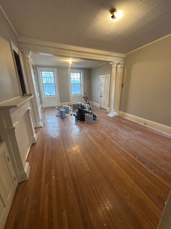 114 S West St in Carlisle, PA - Foto de edificio - Building Photo