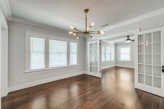 1011 W Allen Ave in Fort Worth, TX - Building Photo - Building Photo