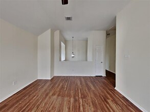 864 Rock Harbor Ln in League City, TX - Building Photo - Building Photo