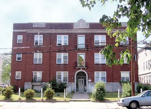 80 Sherman Ave in New Haven, CT - Foto de edificio - Building Photo