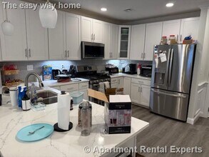 320 Middlesex Ave in Medford, MA - Foto de edificio - Building Photo