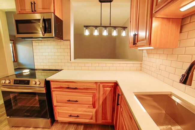 property at 326 N Main St