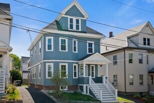 34 Henry St, Unit #2 in Everett, MA - Building Photo