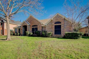 815 Fairlawn St in Allen, TX - Building Photo