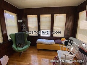 75 Claymoss Rd, Unit 1 in Boston, MA - Building Photo - Building Photo