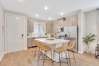 5900 U.S. 287 Frontage Rd in Arlington, TX - Building Photo - Building Photo