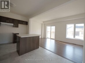 4 Shipley Ave in Collingwood, ON - Building Photo - Building Photo