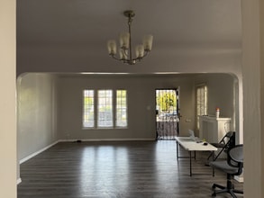 1850 S Curson Ave in Los Angeles, CA - Building Photo - Building Photo