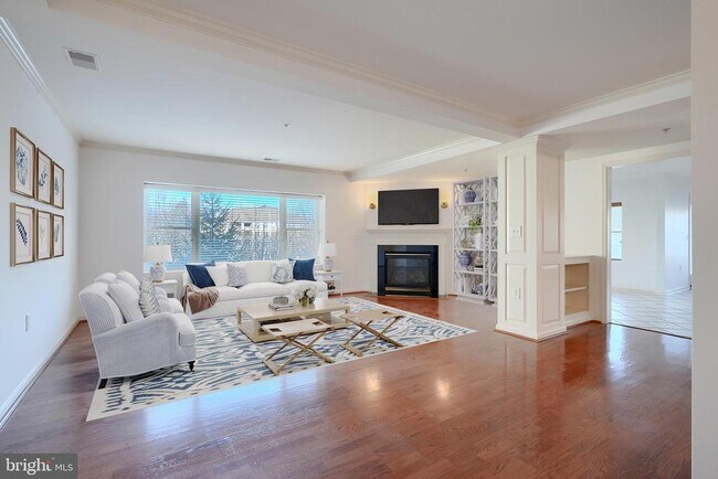 12240 Roundwood Rd-Unit -303 in Timonium, MD - Building Photo - Building Photo