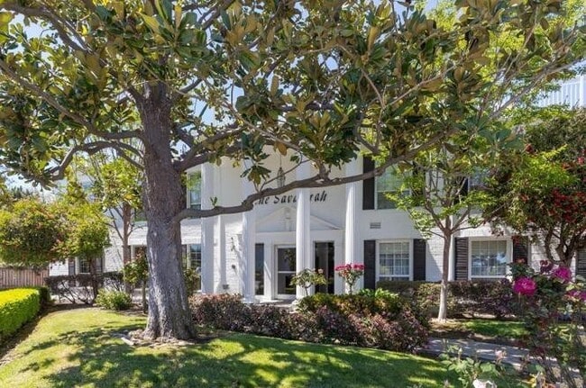 property at 1945 Mt Vernon Ct