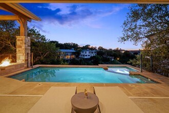 1107 Challenger in Lakeway, TX - Building Photo - Building Photo