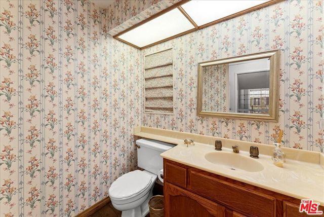 property at 6911 Sunset Ridge Ct