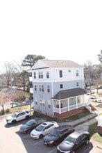 5007 Killam Ave in Norfolk, VA - Foto de edificio - Building Photo