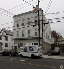 367 Highland Ave in Clifton, NJ - Building Photo - Building Photo