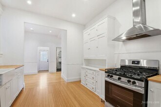 4037 25th St in San Francisco, CA - Building Photo - Building Photo