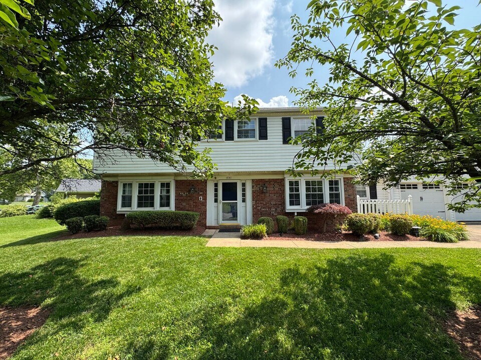 4141 Point Hollow Ln in Fairfax, VA - Building Photo