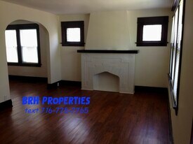 100 Somerton Ave, Unit Upper in Buffalo, NY - Building Photo