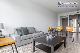 6445 NE 7th Ave in Miami, FL - Foto de edificio - Building Photo