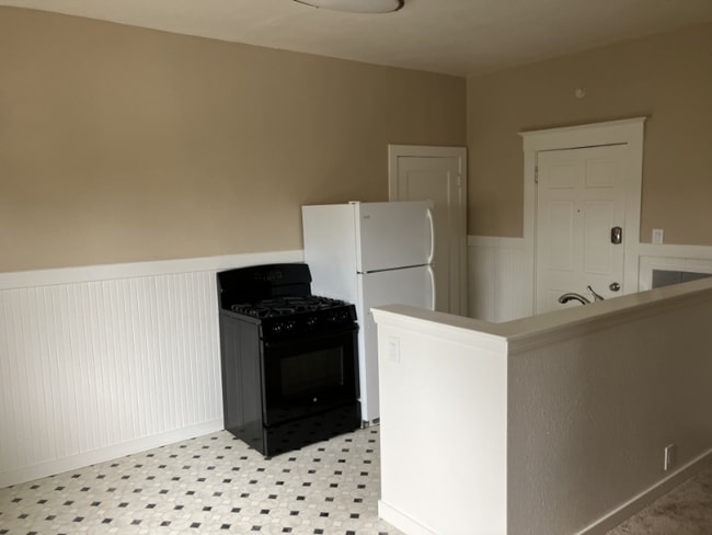 1526 Everett St, Unit 4 in Alameda, CA - Foto de edificio - Building Photo