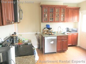 17 Putnam Ave in Cambridge, MA - Building Photo