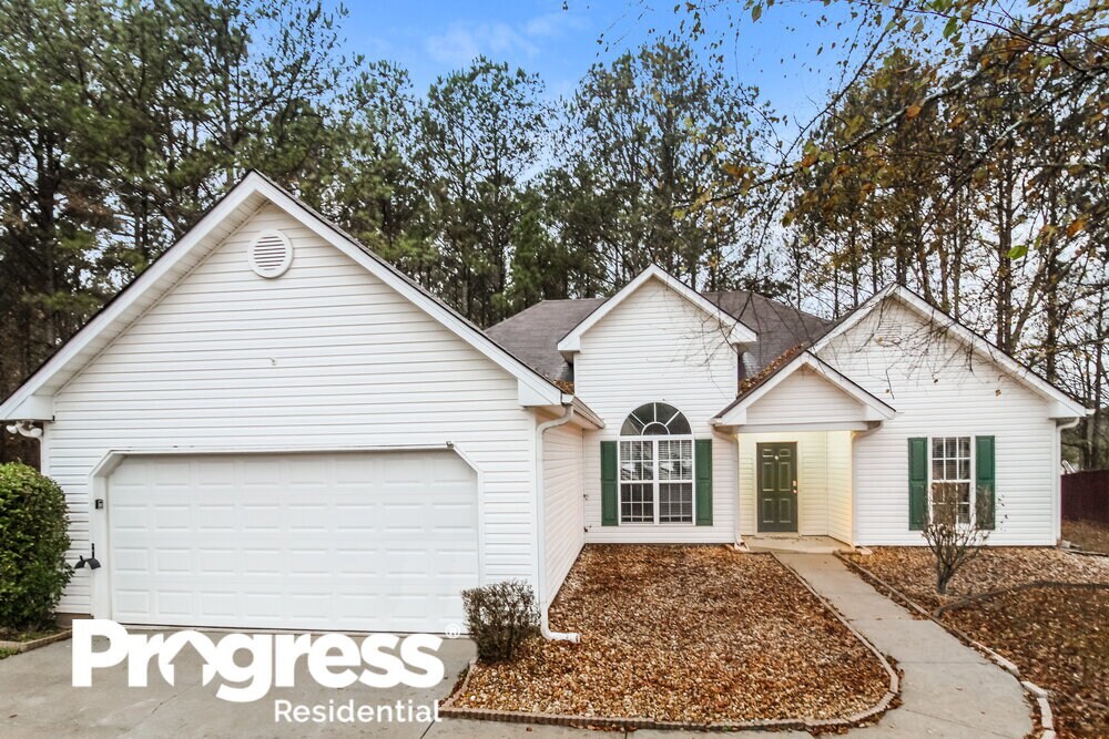 1917 Summit Creek Way in Loganville, GA - Foto de edificio