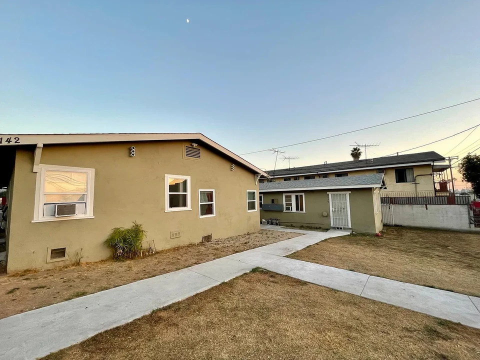 1136 1/2 N Madison Ave, Unit 1136.5 in Los Angeles, CA - Building Photo