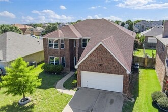 7000 Snowy Owl St in Arlington, TX - Building Photo - Building Photo