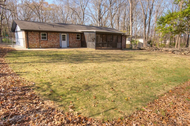 141 College Cir in Athens, GA - Building Photo - Building Photo