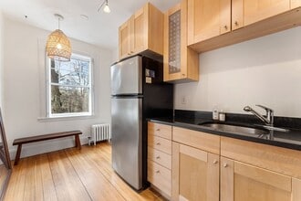 20 Concord Ave, Unit 6R in Cambridge, MA - Building Photo - Building Photo