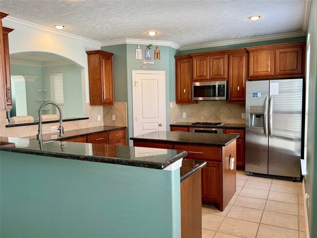 property at 3410 Skyline Village Dr