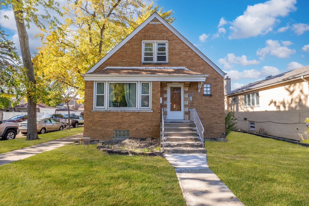 4858 S Kildare Ave in Chicago, IL - Building Photo