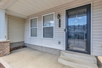 1382 Rural Hill Rd in Antioch, TN - Foto de edificio - Building Photo