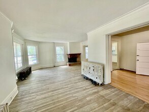 635 Jackson St in Oshkosh, WI - Building Photo - Building Photo